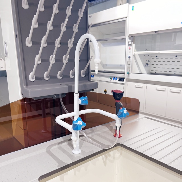 lab faucet
